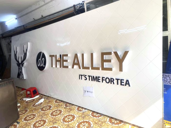 Biển quảng cáo quán trà sữa The Alley